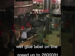 Label lem basah pada jalur produksi,label anggur dalam produksi